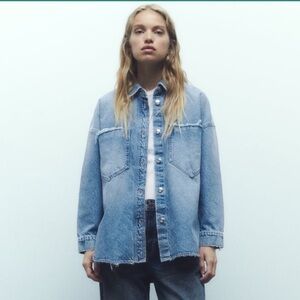 Zara Z1975 Oversized Denim Over shirt Jacket Washed effect Frayed trim size M